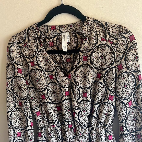 Long Sleeve Dress - Picture 3 of 4